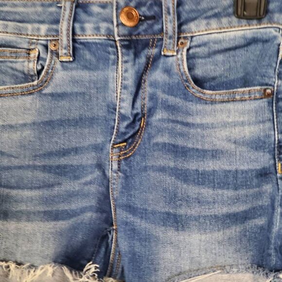 American Eagle Next Level Stretch Denim Shorts Women’s Size 00 Distressed Cuffed - Picture 2 of 7
